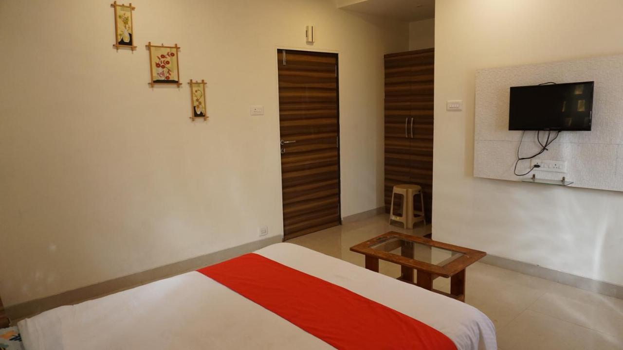 The Paramount Hotel, Panchgani Mahabaleshwar Exterior photo